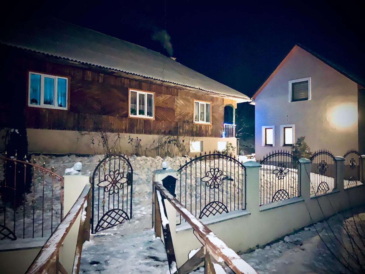 Cottage house Podobovets Ngoại thất bức ảnh