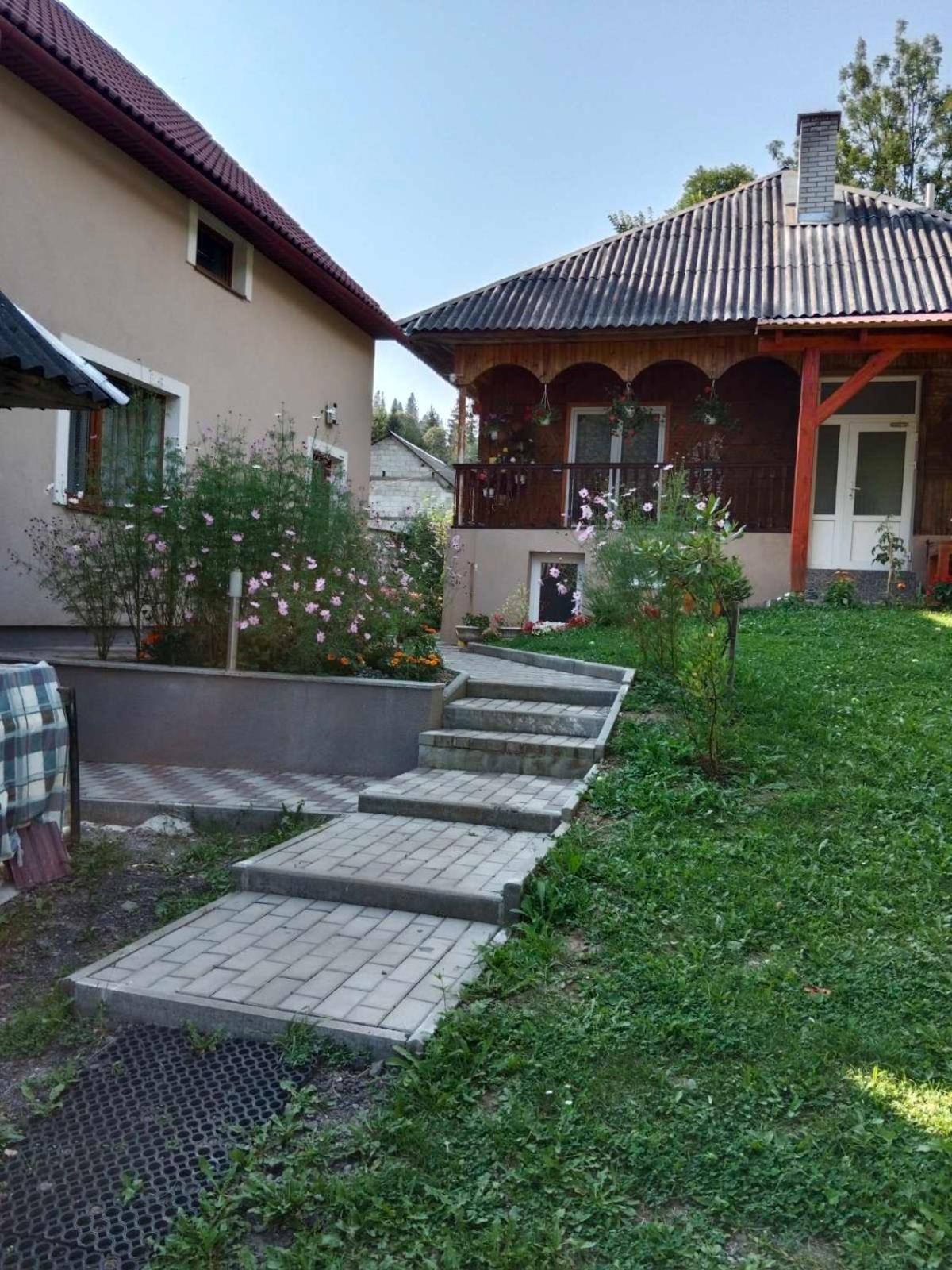 Cottage house Podobovets Ngoại thất bức ảnh